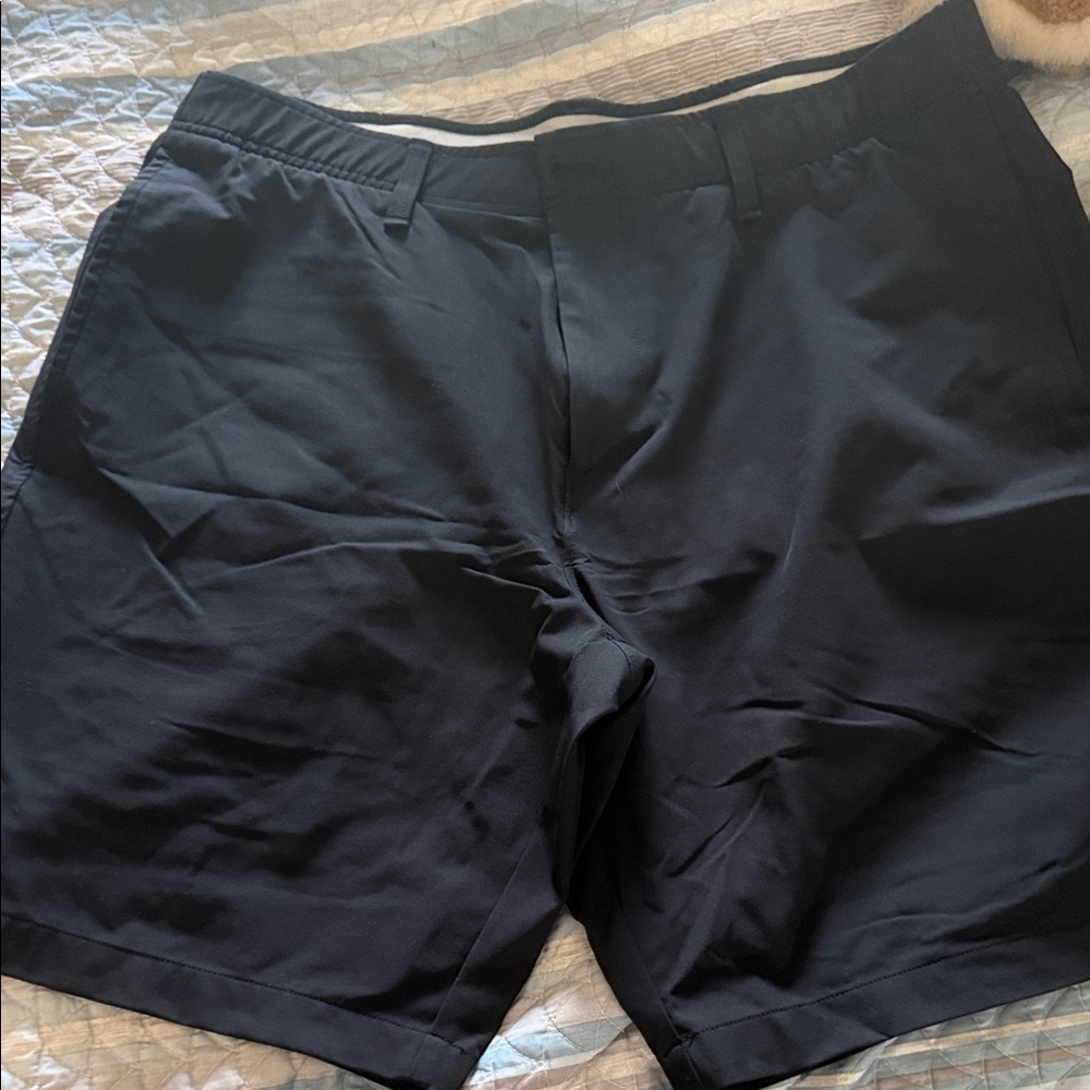 Under Armour Men's Black Hybrid Performance Shorts